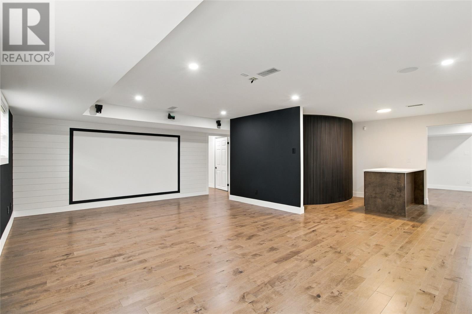 11 Hebbard Place Property Photo 38