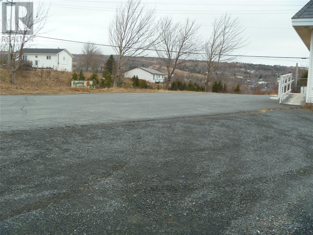 15 Powell Drive Property Photo 13