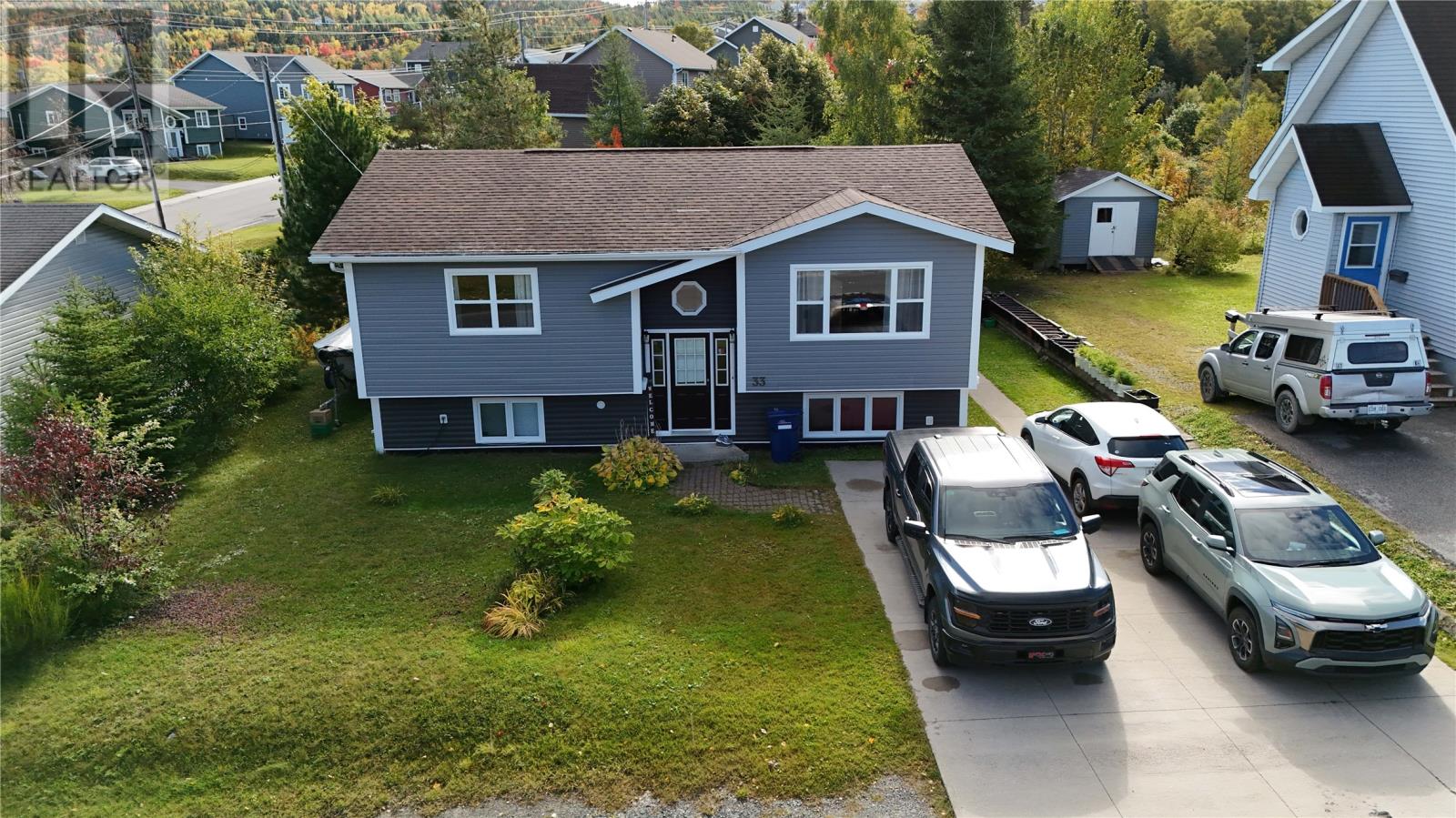 33 Sunnyslope Drive Property Photo 2