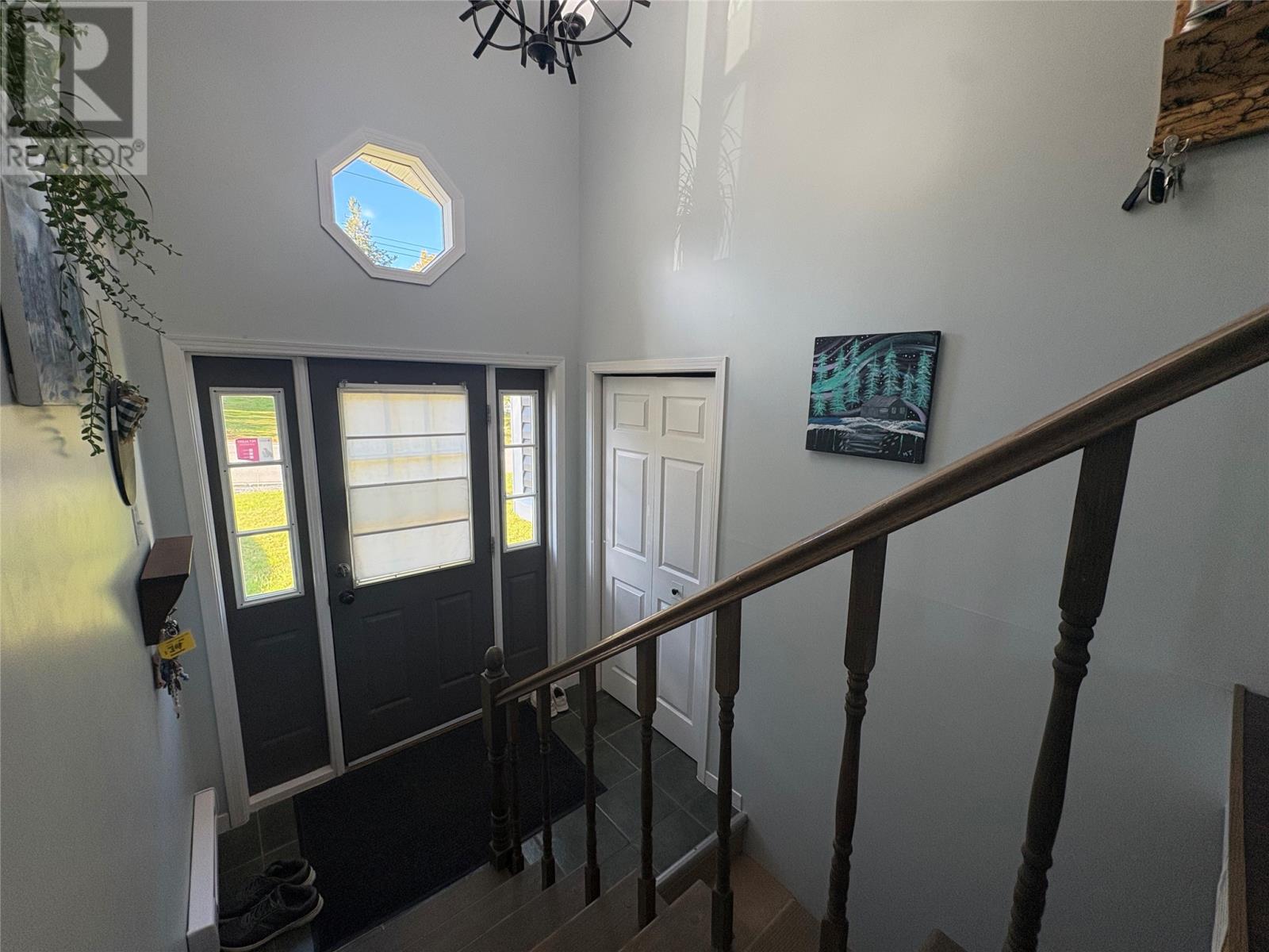 33 Sunnyslope Drive Property Photo 5