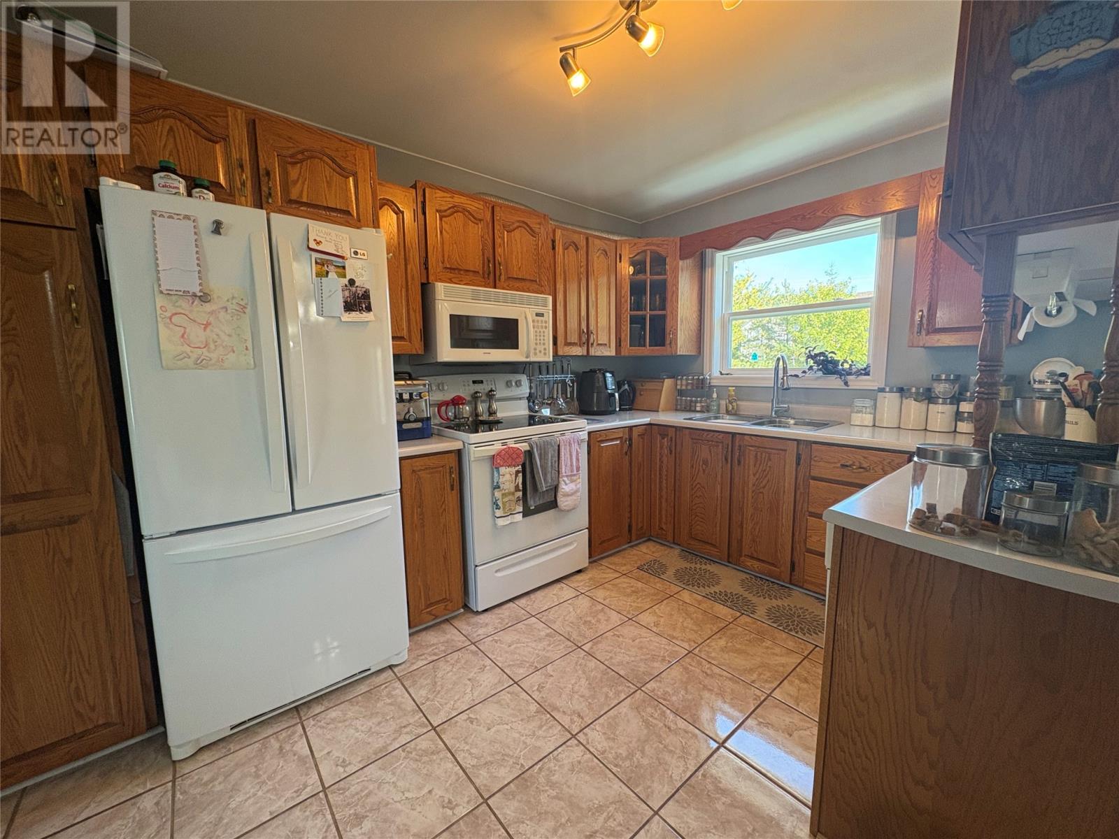 33 Sunnyslope Drive Property Photo 9
