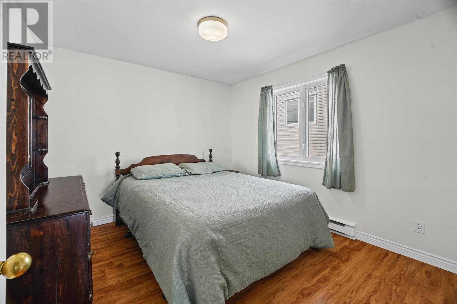 9 Eastbourne Crescent Property Photo 13