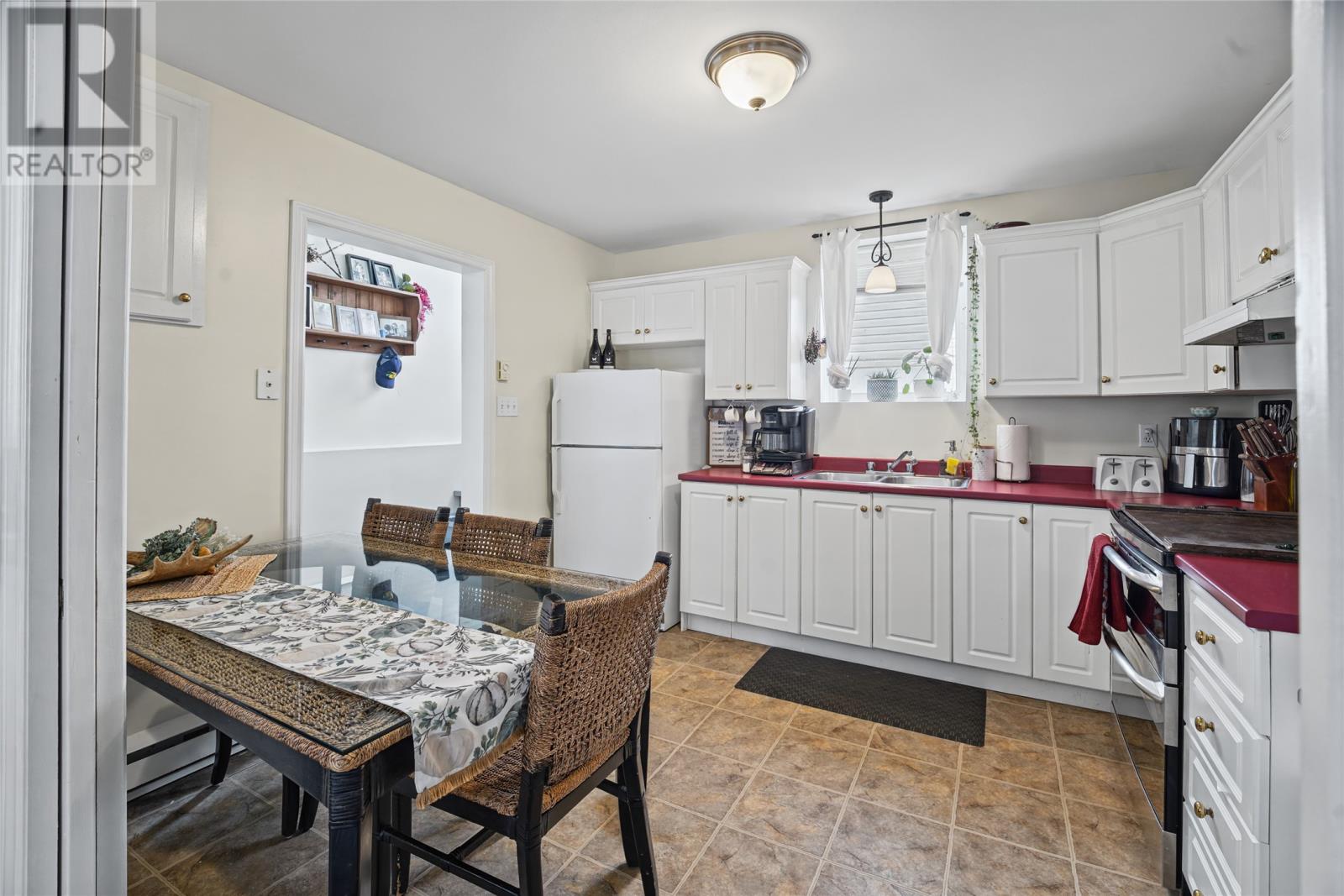 9 Eastbourne Crescent Property Photo 21
