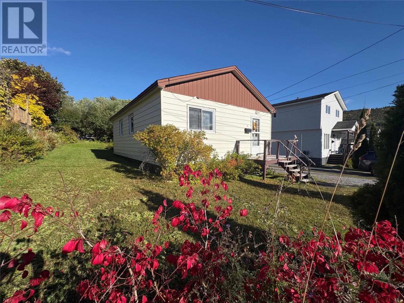 10 Linds Road Property Photo 2