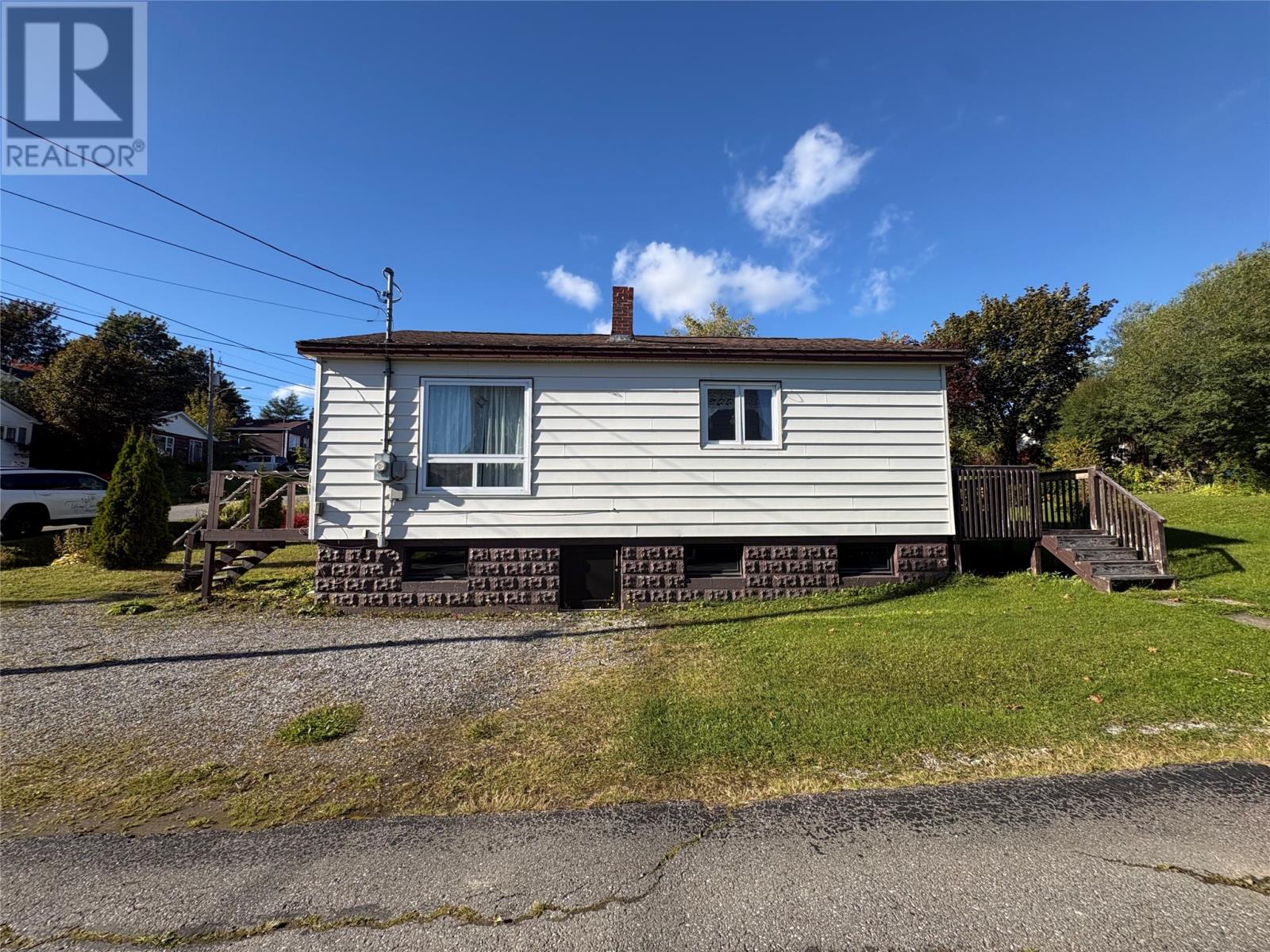 10 Linds Road Property Photo 3