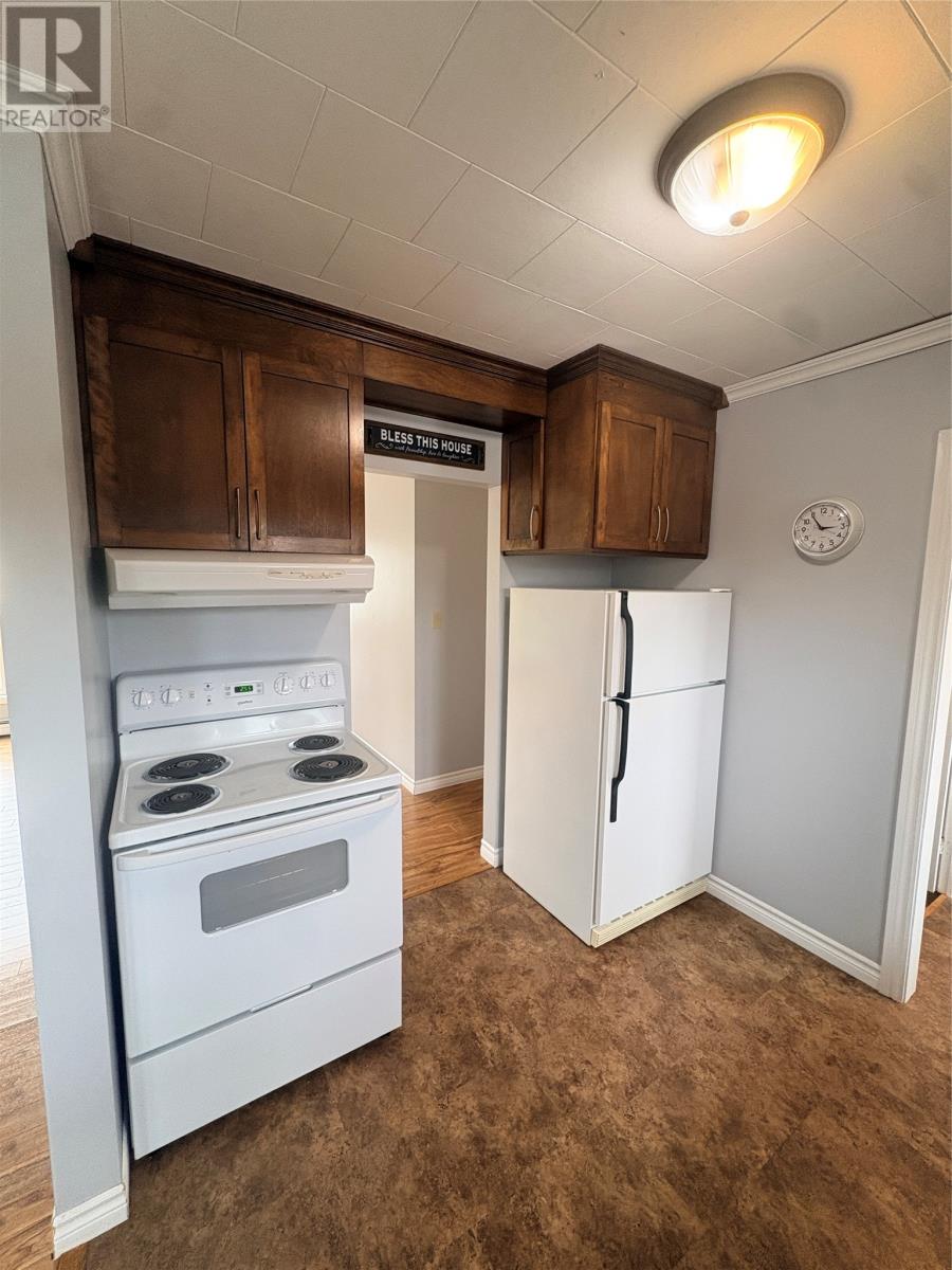 8 Fairview Street Property Photo 11