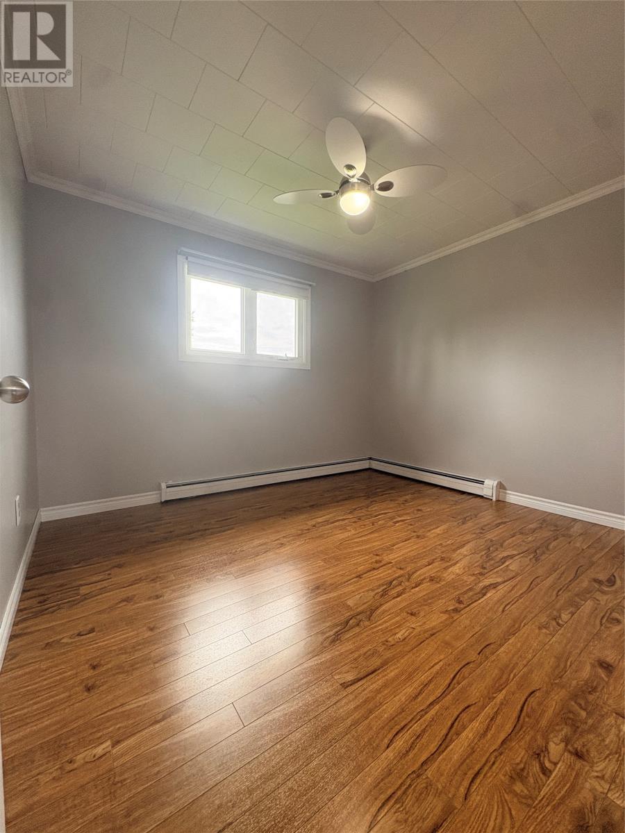8 Fairview Street Property Photo 16