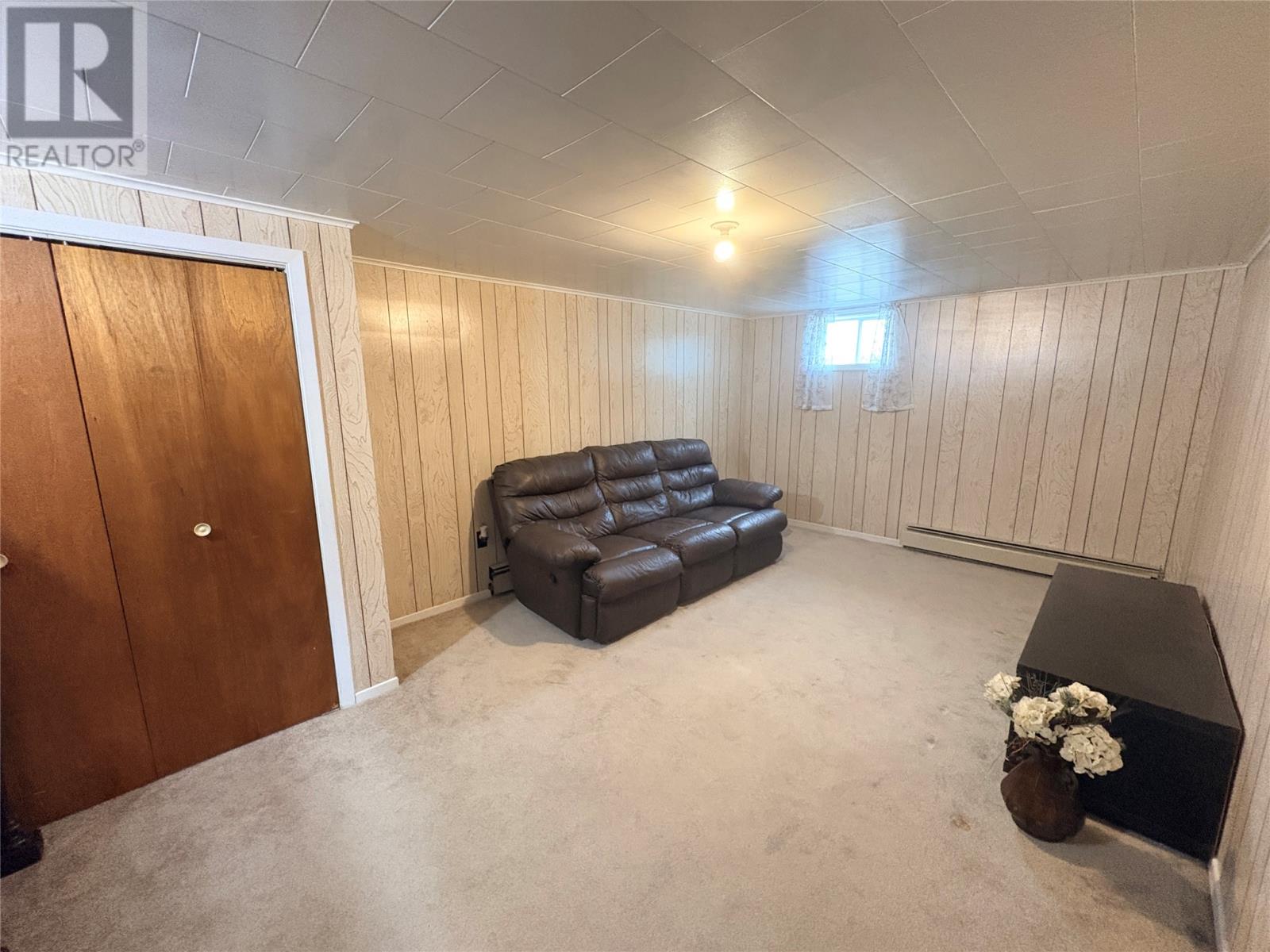 8 Fairview Street Property Photo 20