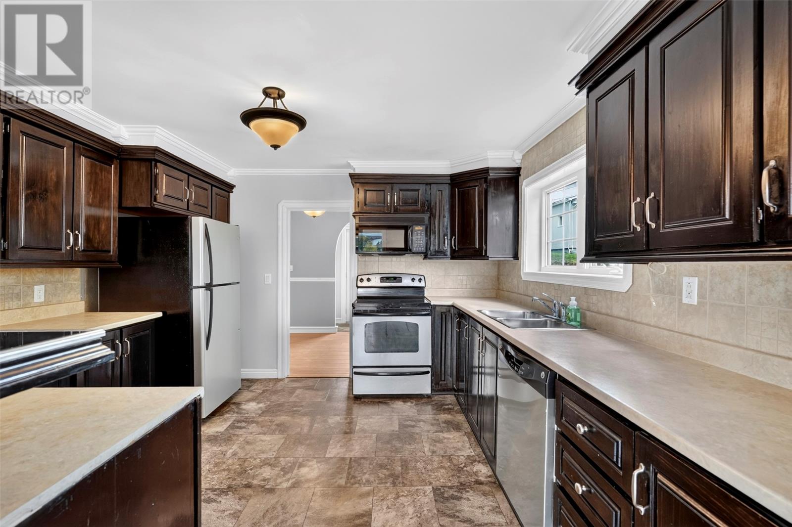 32 Water Street Property Photo 23