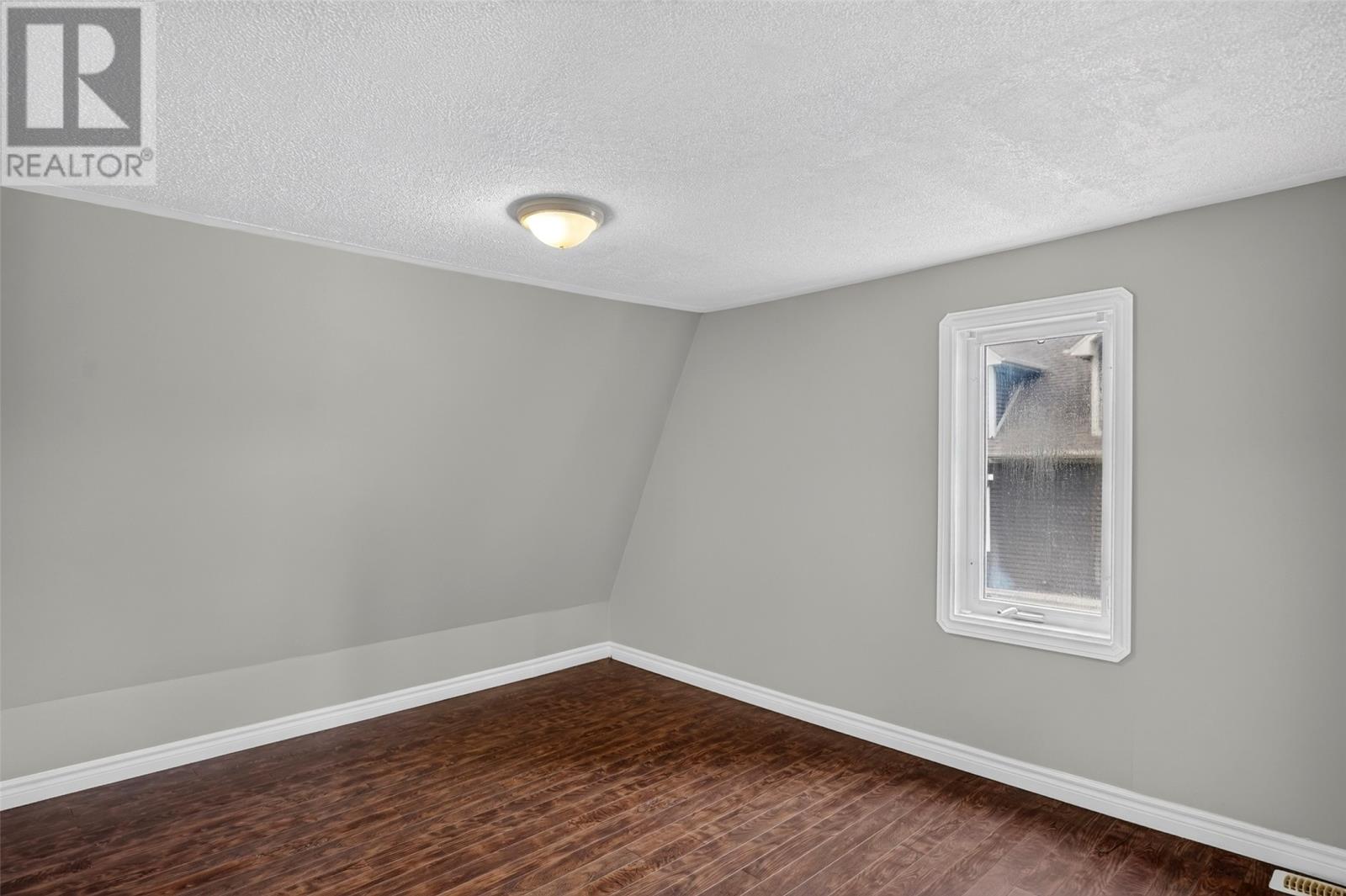 32 Water Street Property Photo 40