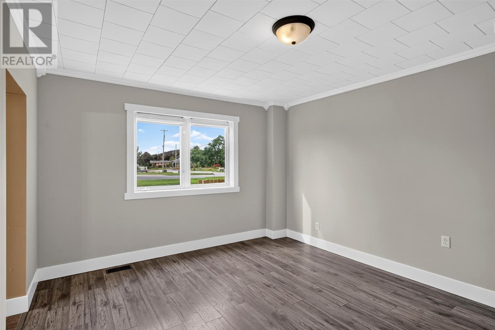 32 Water Street Property Photo 49