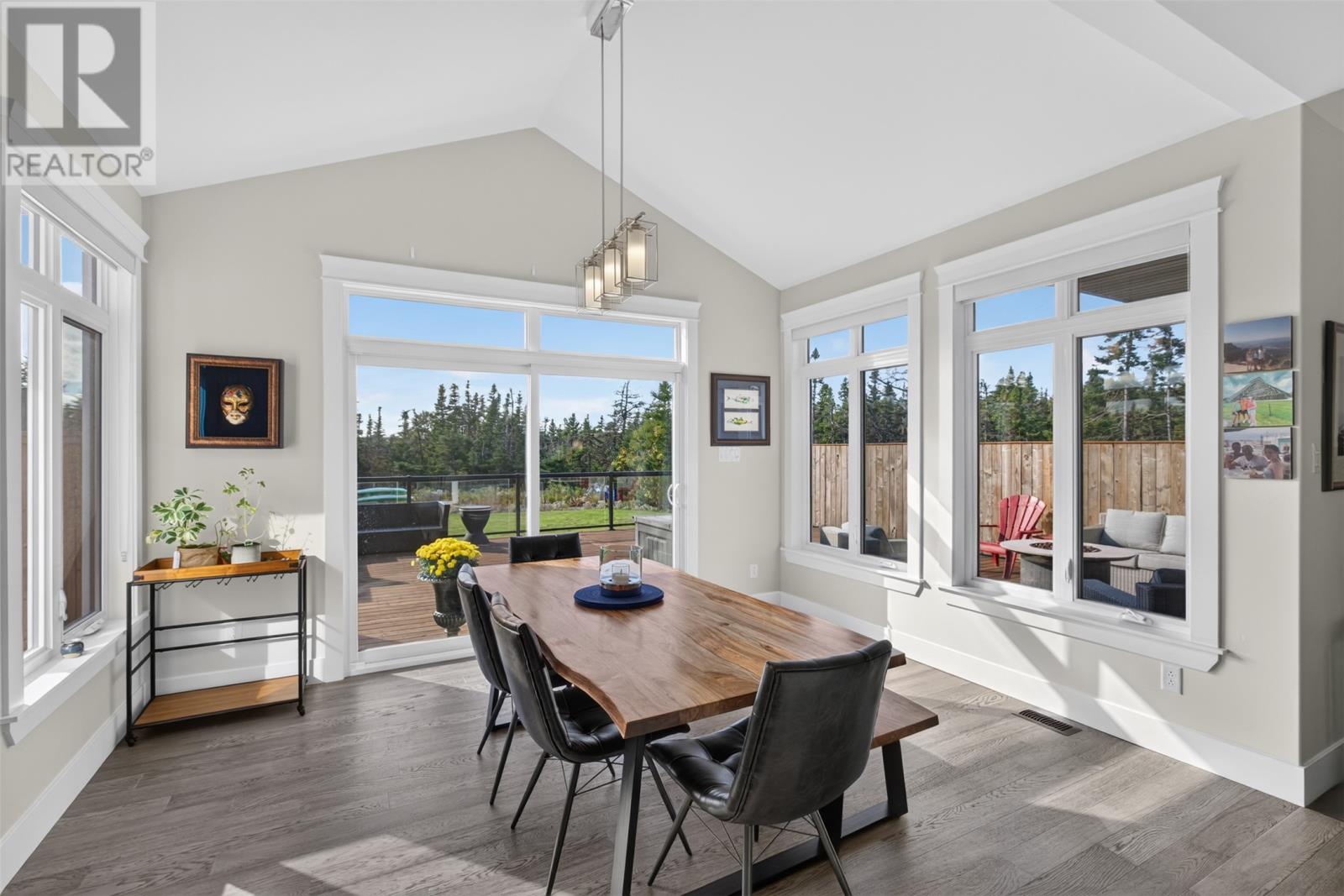 34 Edgewater Lane Property Photo 19