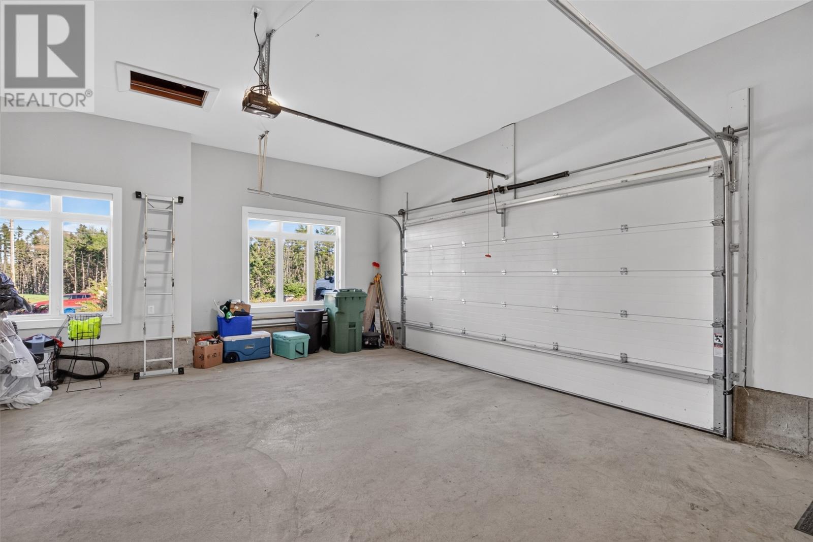 34 Edgewater Lane Property Photo 37