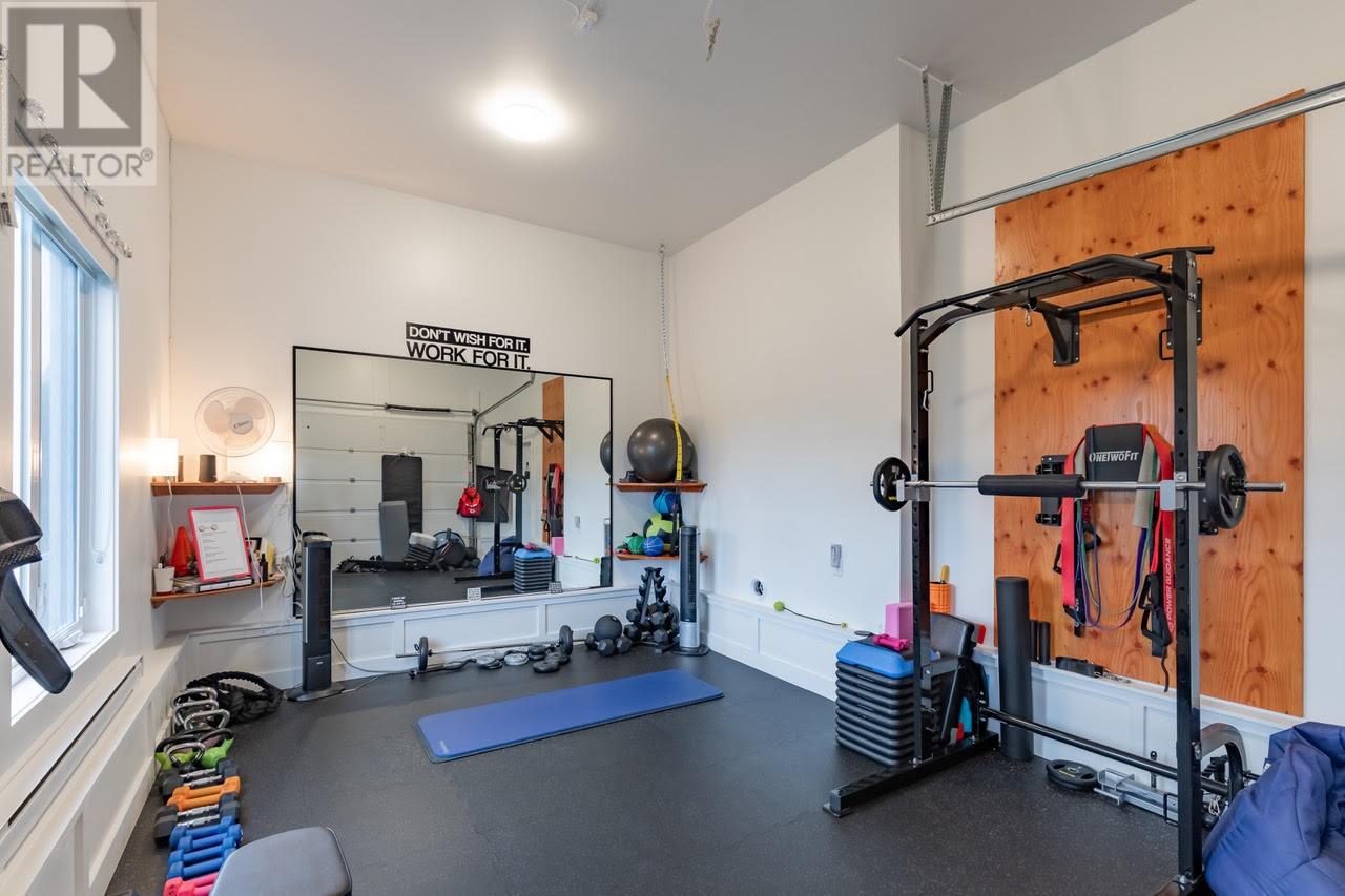 34 Edgewater Lane Property Photo 40