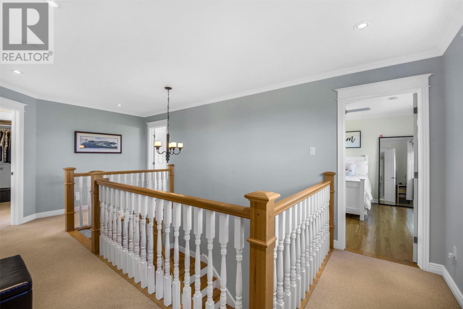 43 Pine Ridge Crescent Property Photo 21