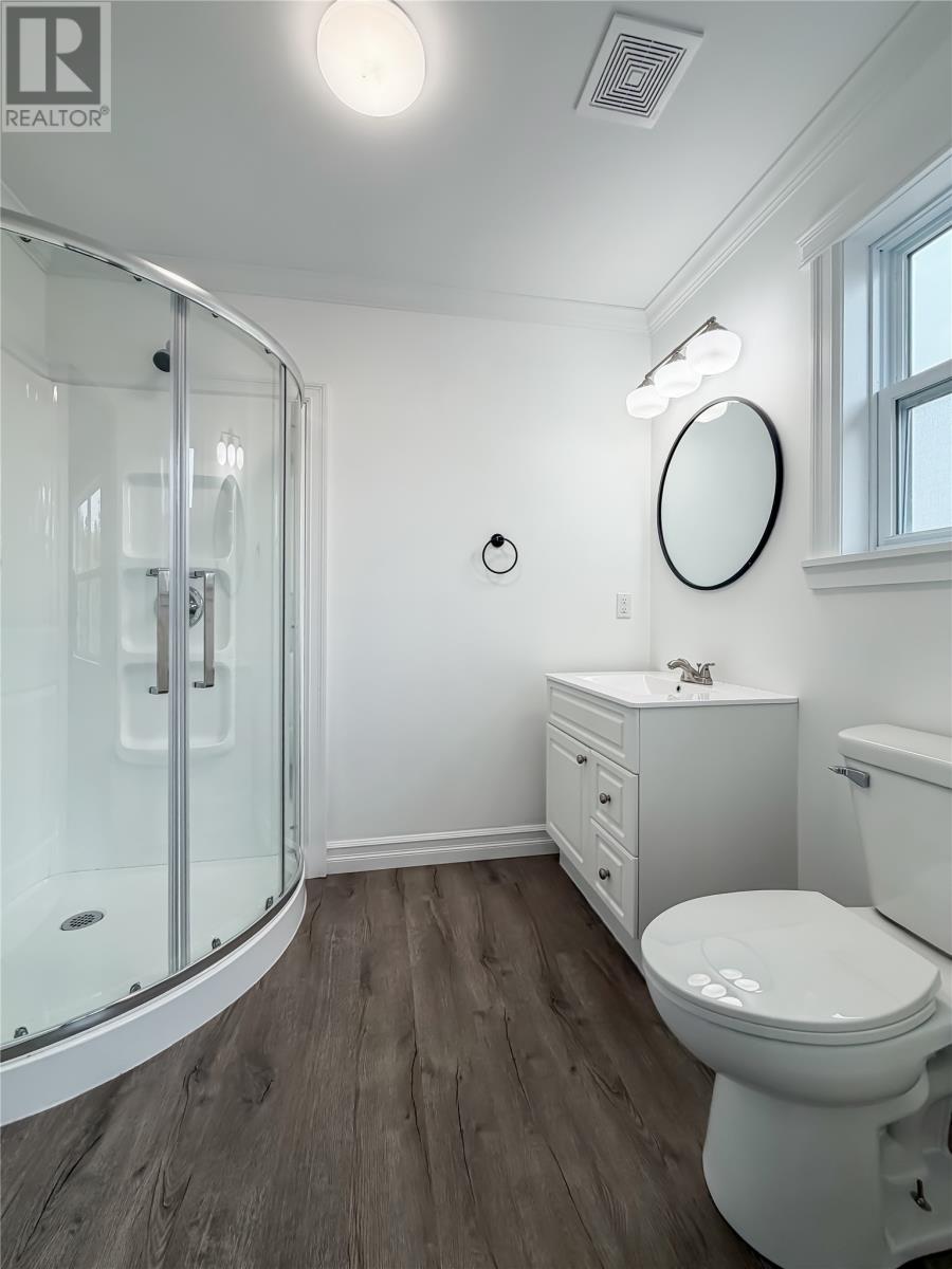 6 South West Crescent Property Photo 21