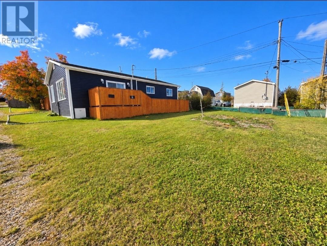 5 Squires Avenue Property Photo 2