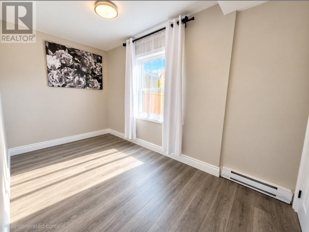 5 Squires Avenue Property Photo 11