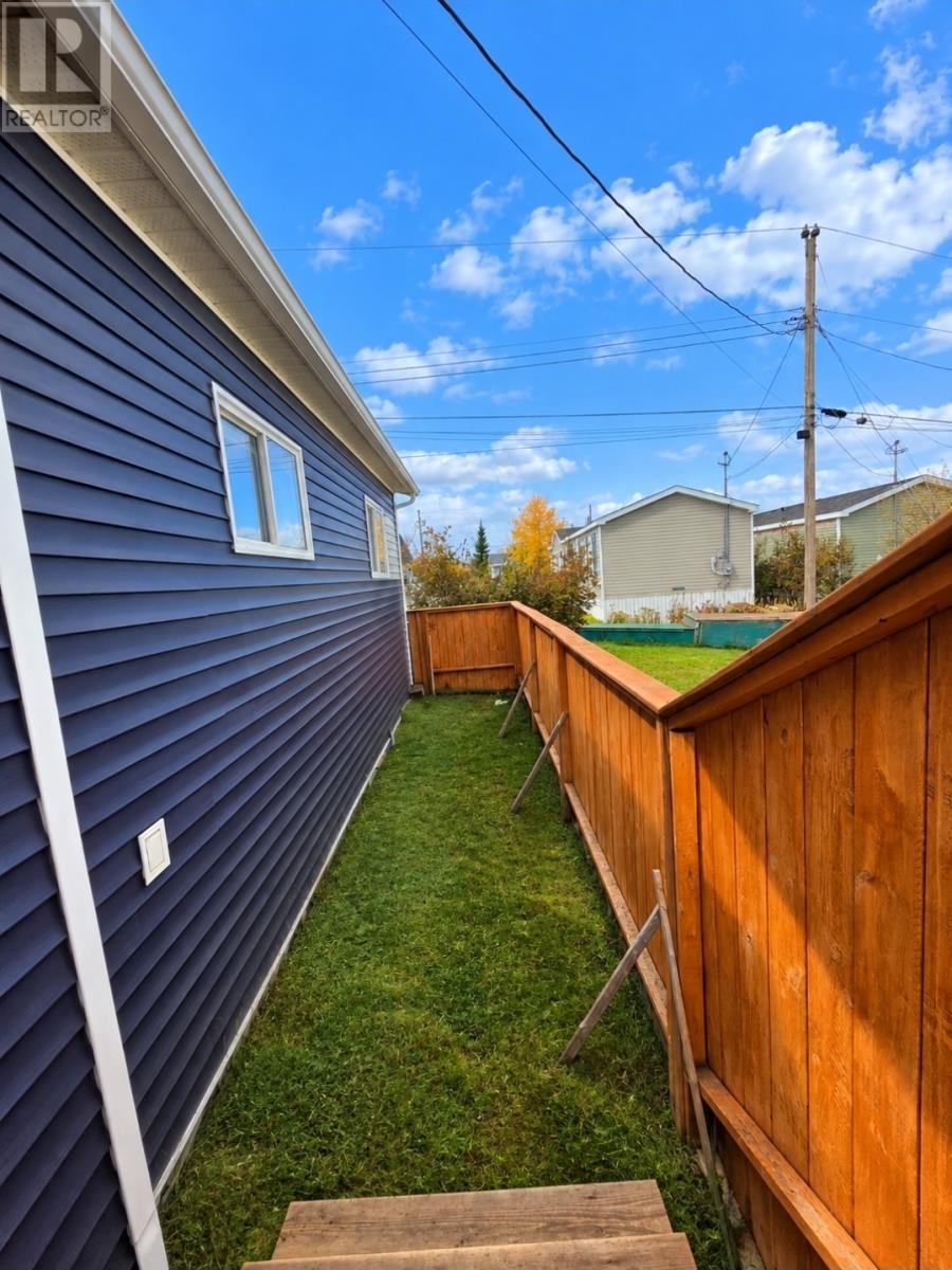 5 Squires Avenue Property Photo 16