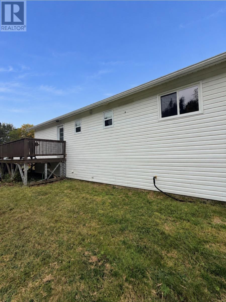 1063 Random Island Road Property Photo 2