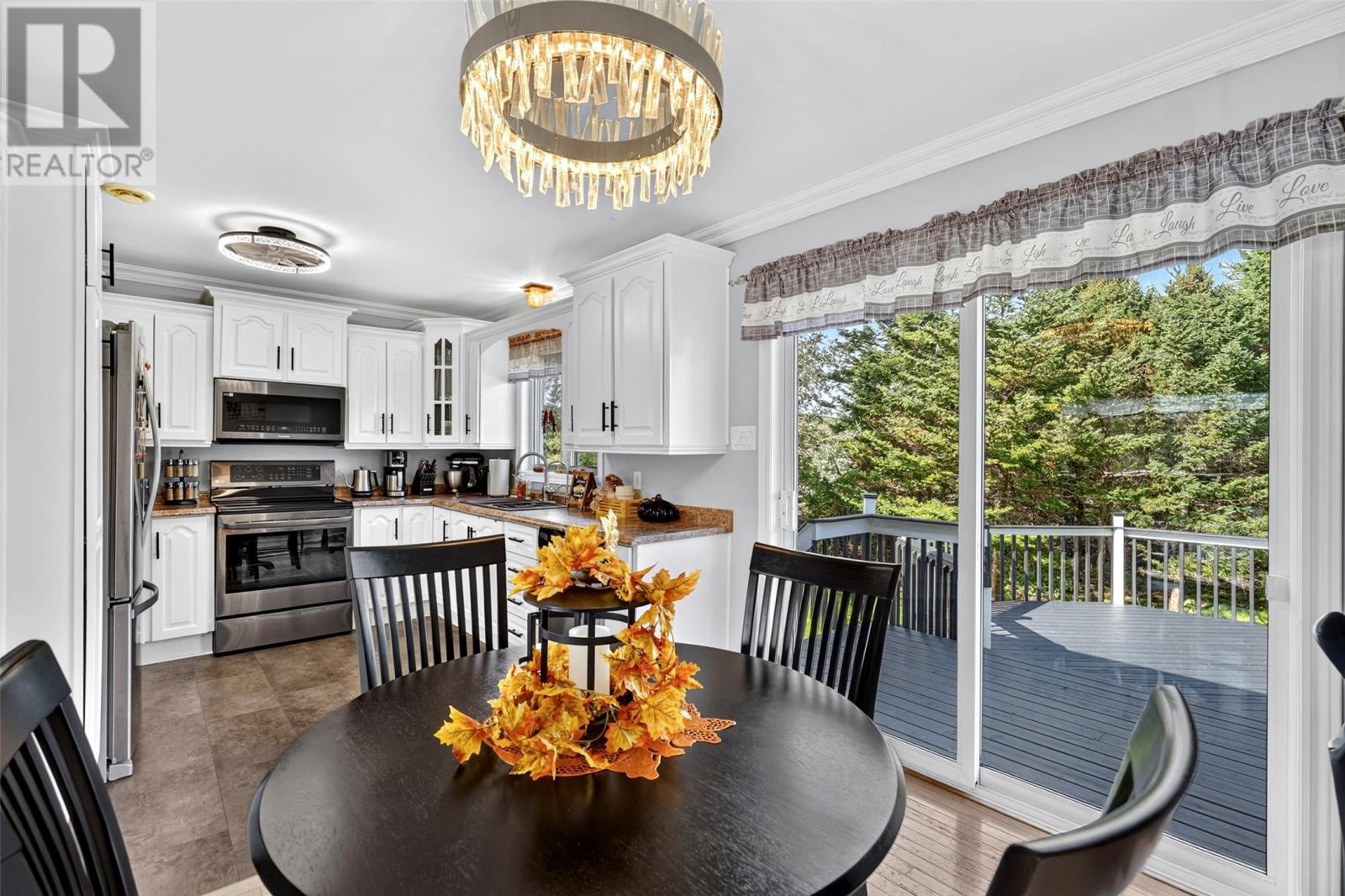 18 Shaheen Crescent Property Photo 8