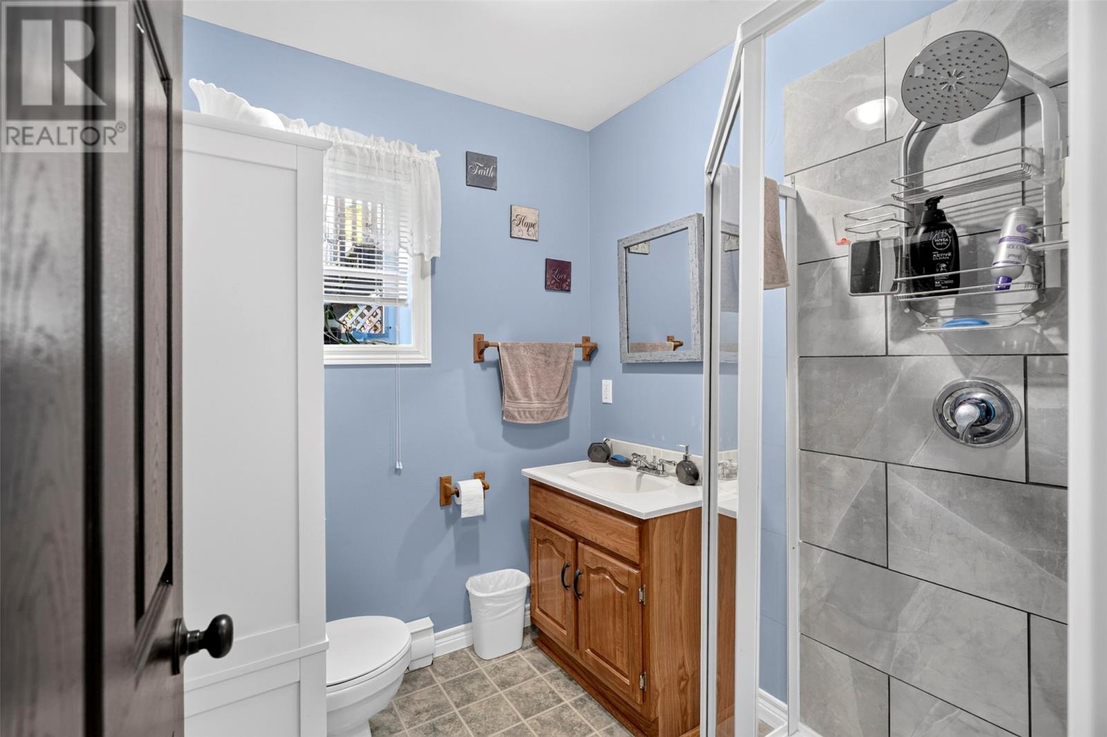 18 Shaheen Crescent Property Photo 24