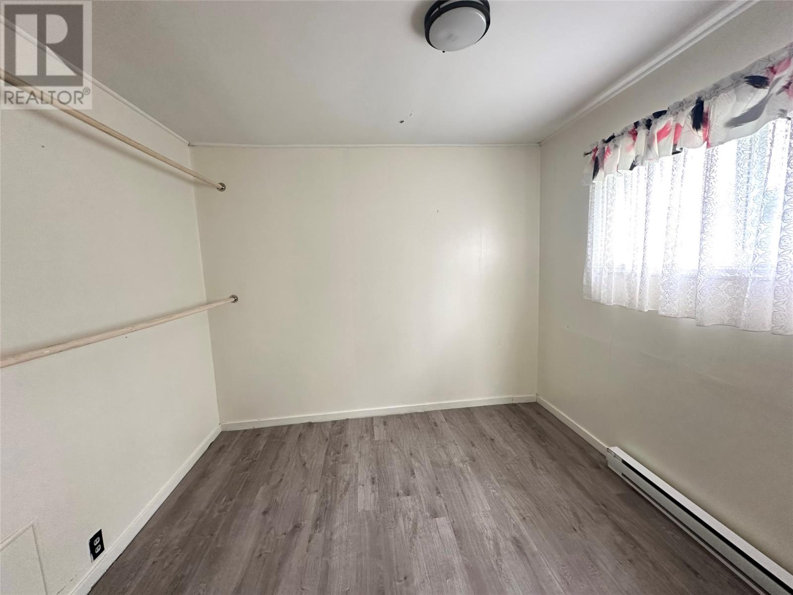 15 Richards Road Property Photo 4