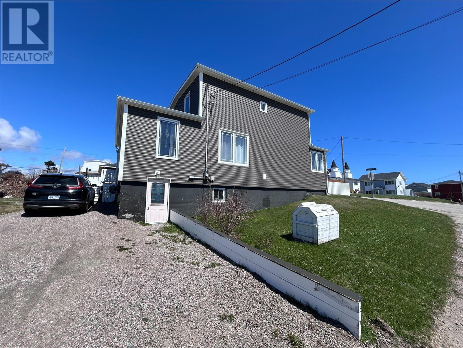1 Elizabeth Avenue Property Photo 5
