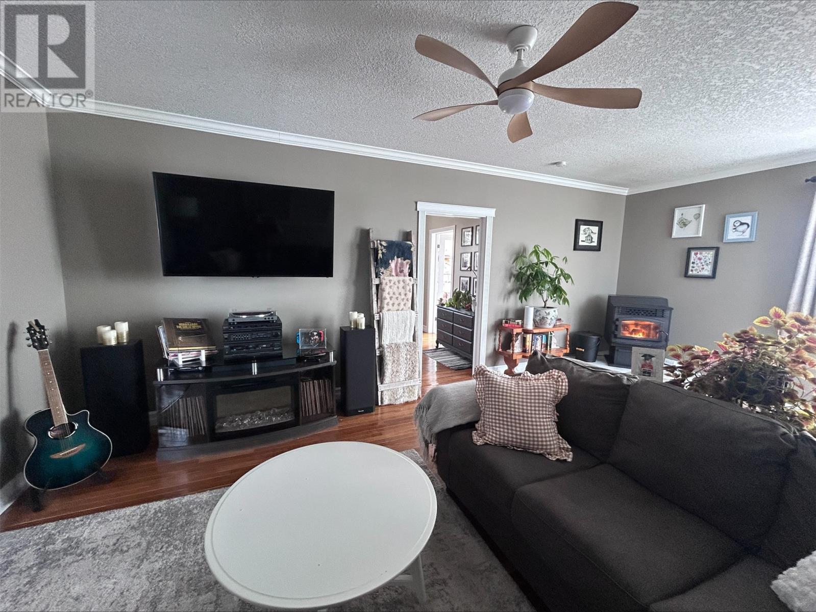 1 Elizabeth Avenue Property Photo 8