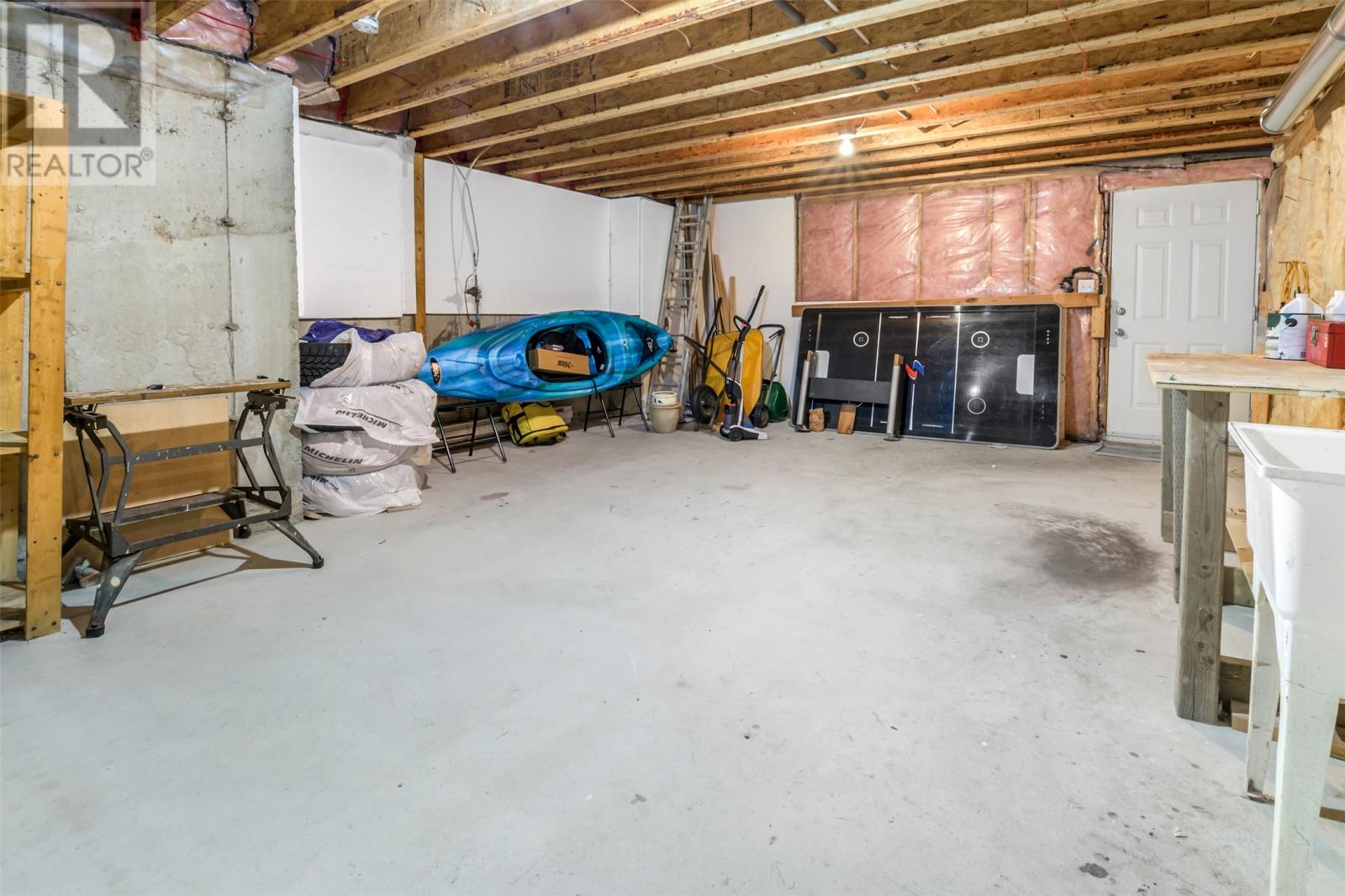26 Spruce Hill Place Property Photo 33