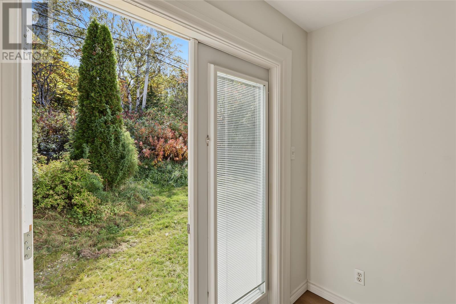 83 Viking Road Property Photo 14