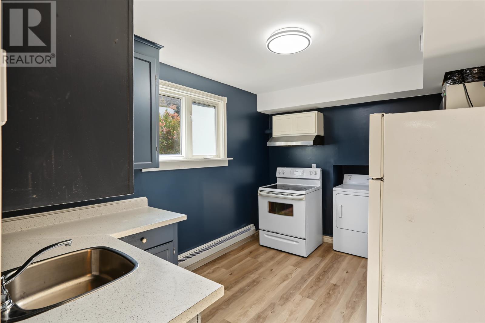 83 Viking Road Property Photo 31