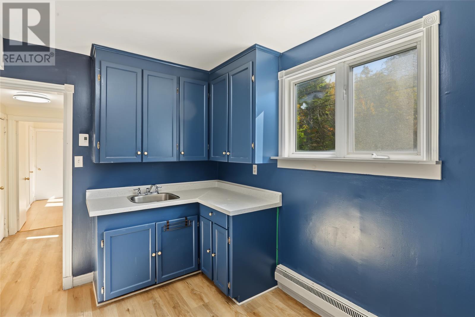 83 Viking Road Property Photo 32