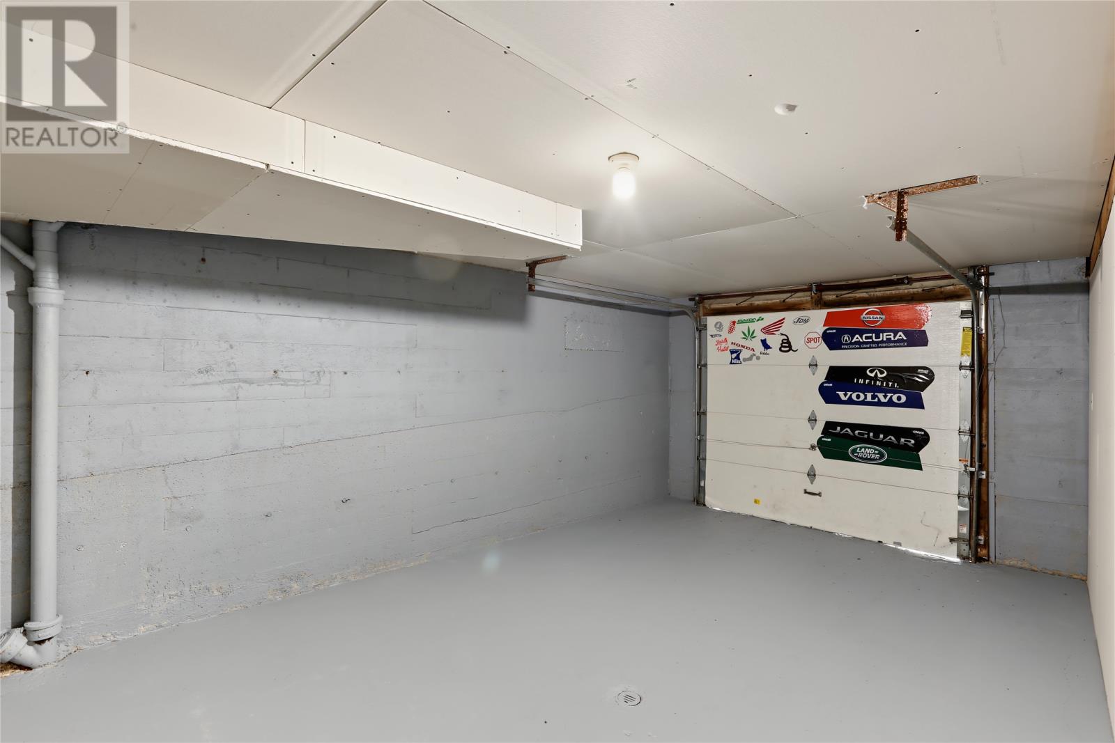 83 Viking Road Property Photo 45