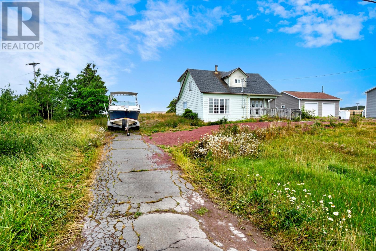 307 Main Highway Property Photo 2