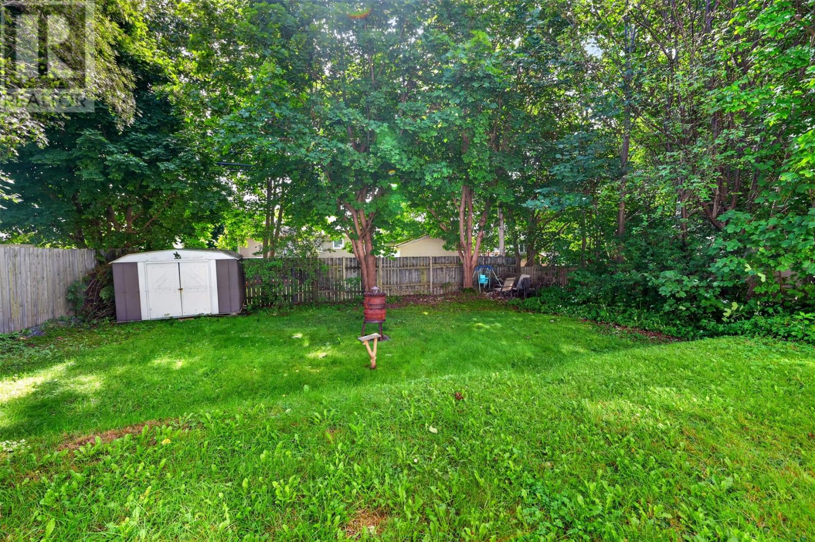 211 Canada Drive Property Photo 13