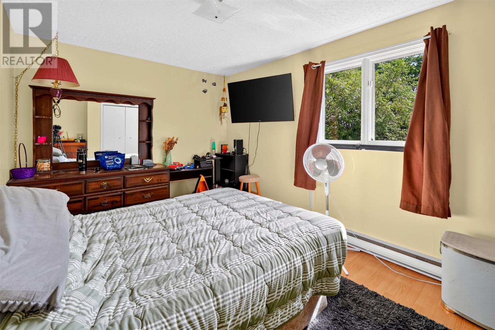 211 Canada Drive Property Photo 24