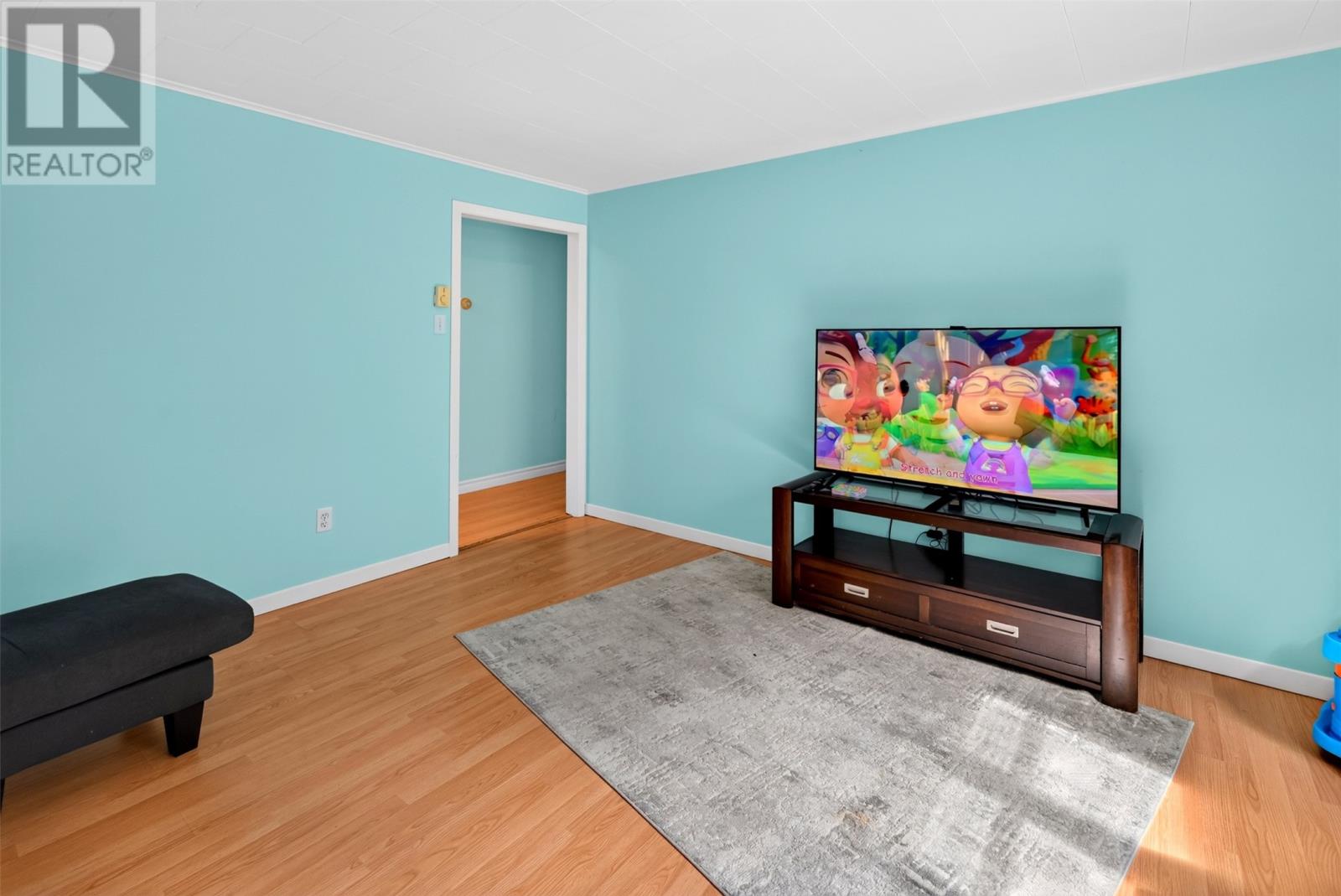 211 Canada Drive Property Photo 40