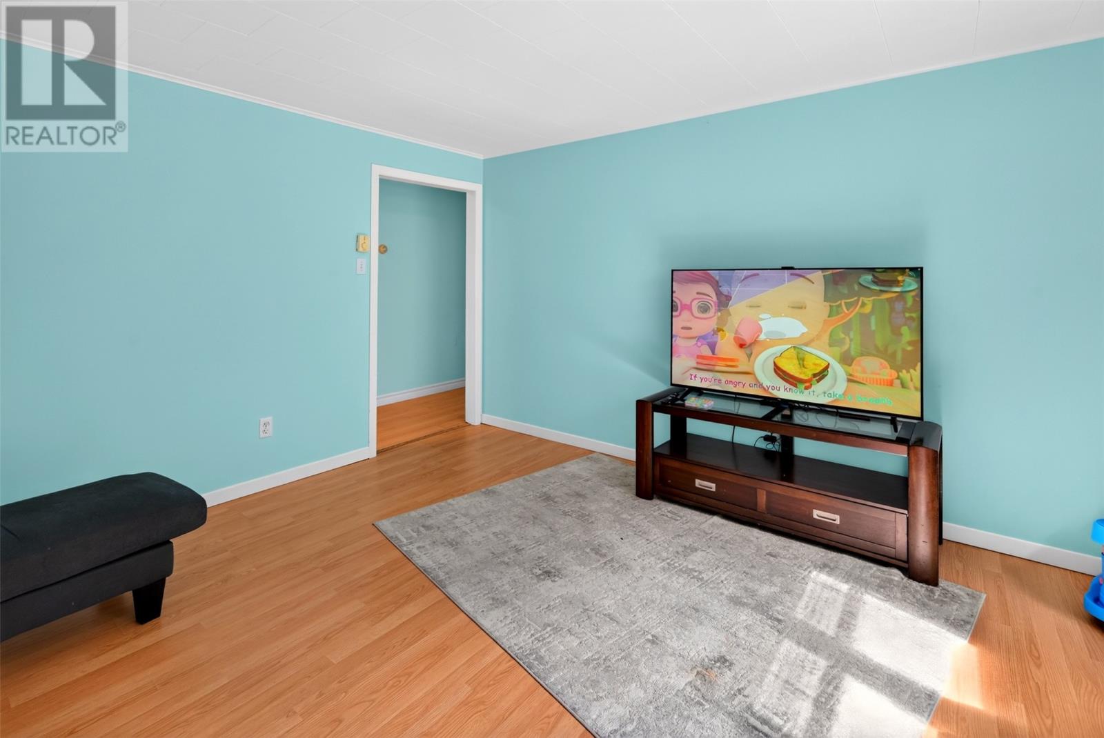 211 Canada Drive Property Photo 41