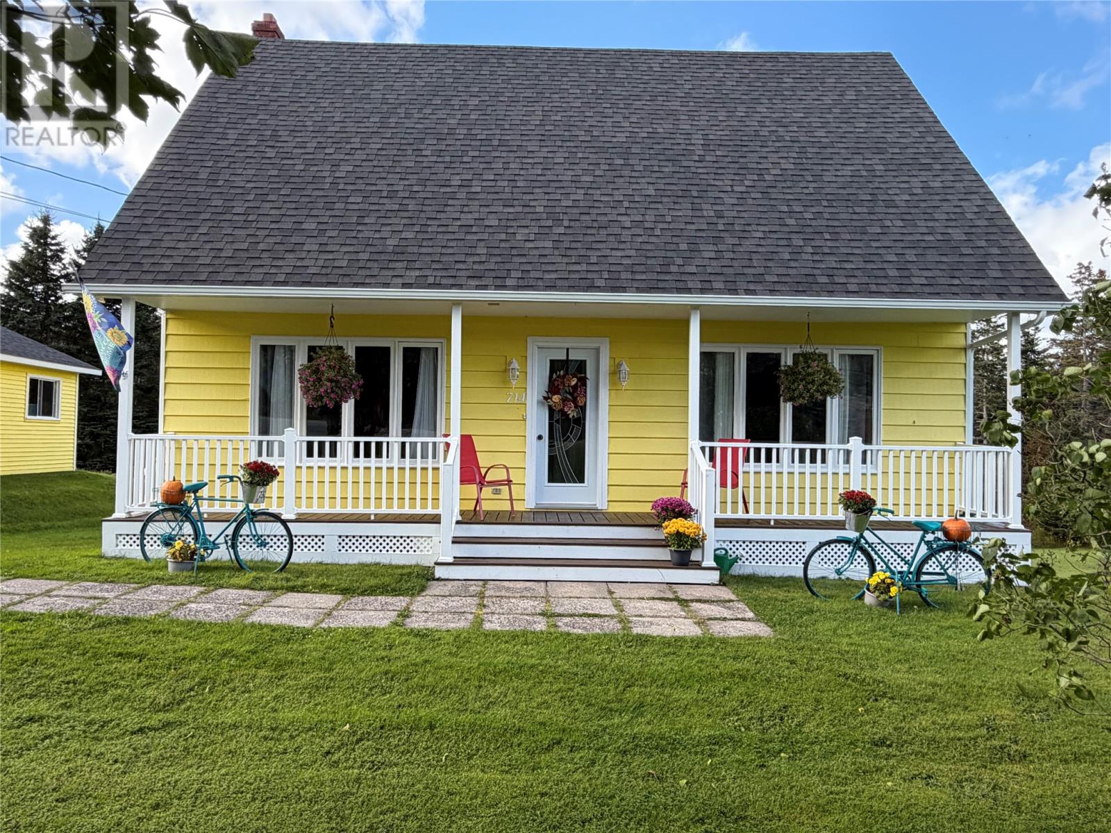 714 Harvey Street Photo de la propriété 1