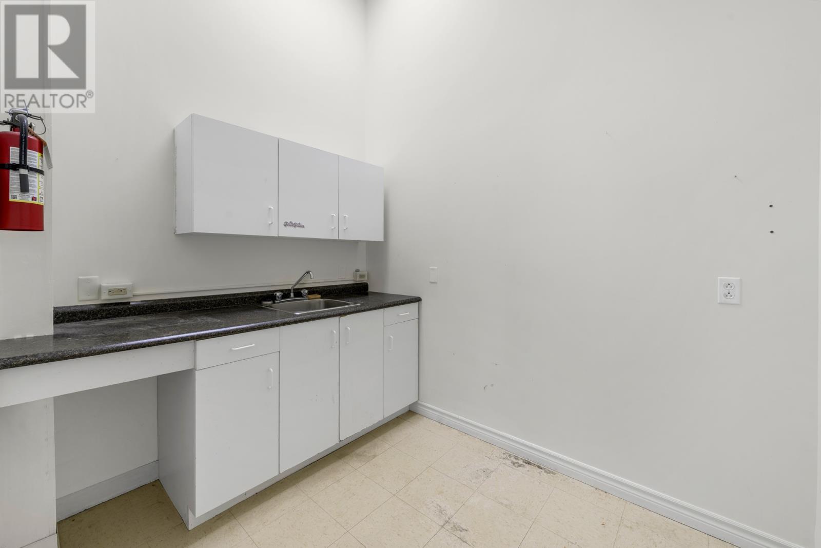 803 Water Street Property Photo 14
