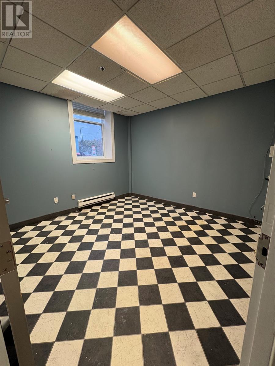 685-687 Water Street Property Photo 6