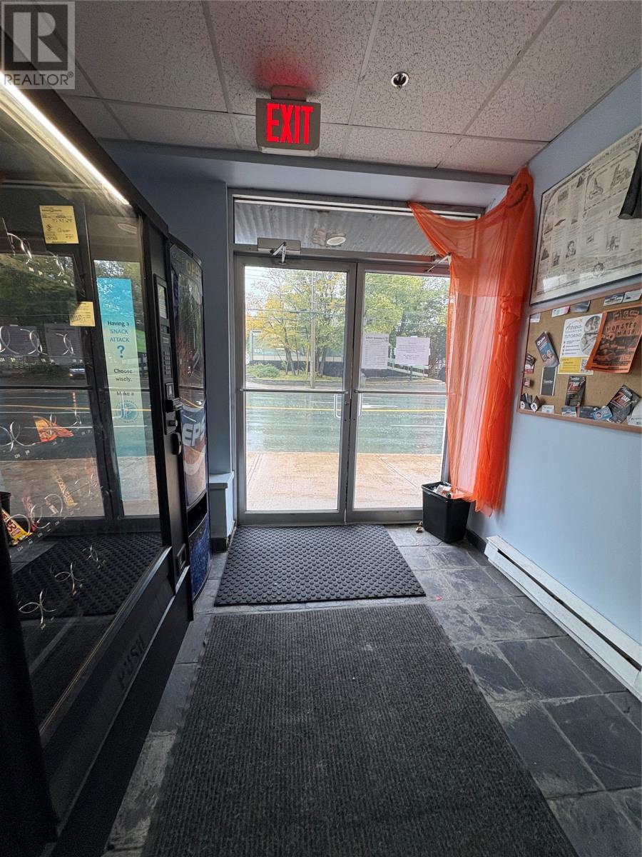 685-687 Water Street Property Photo 10