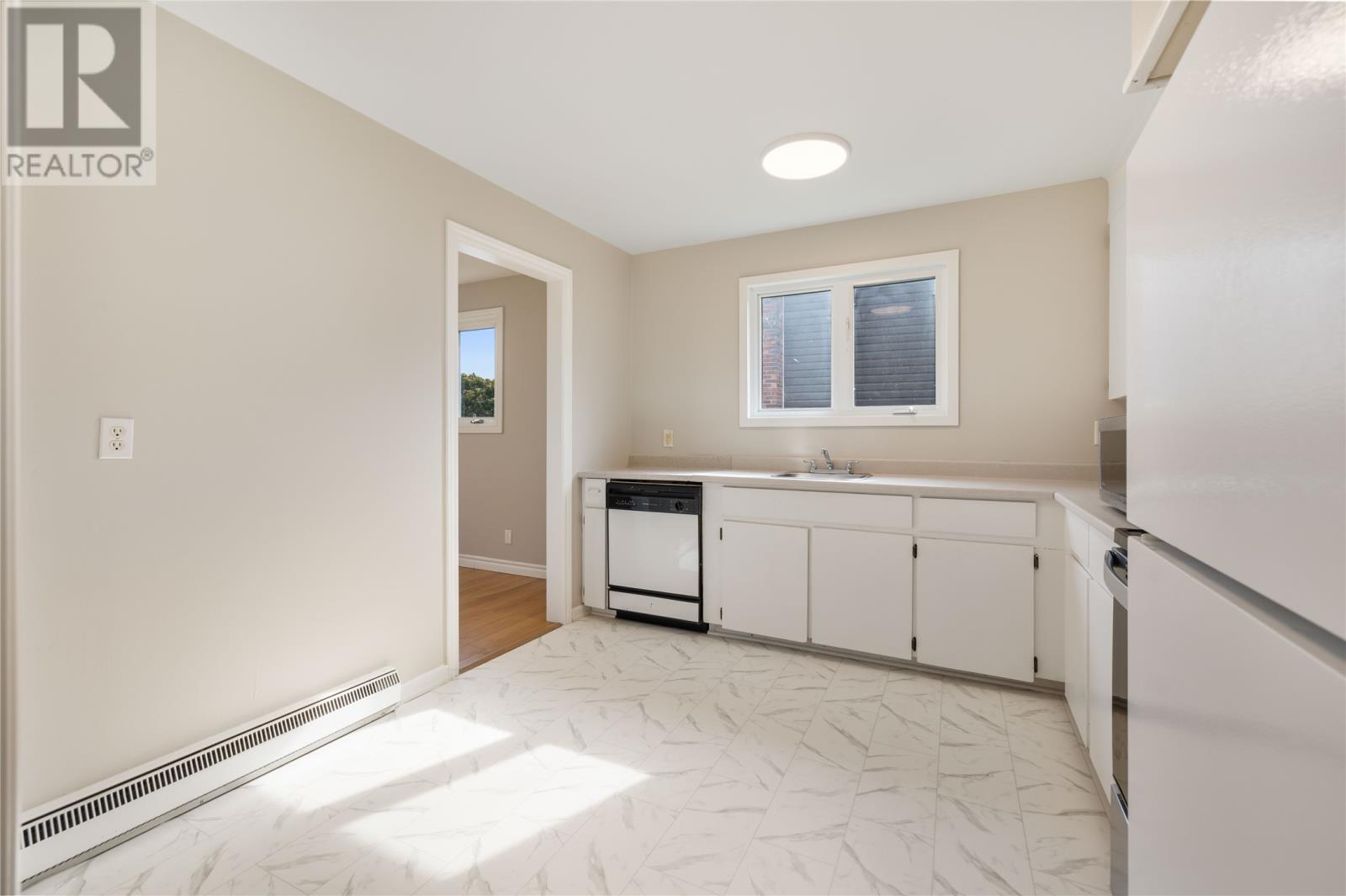 74 Fox Avenue Property Photo 10