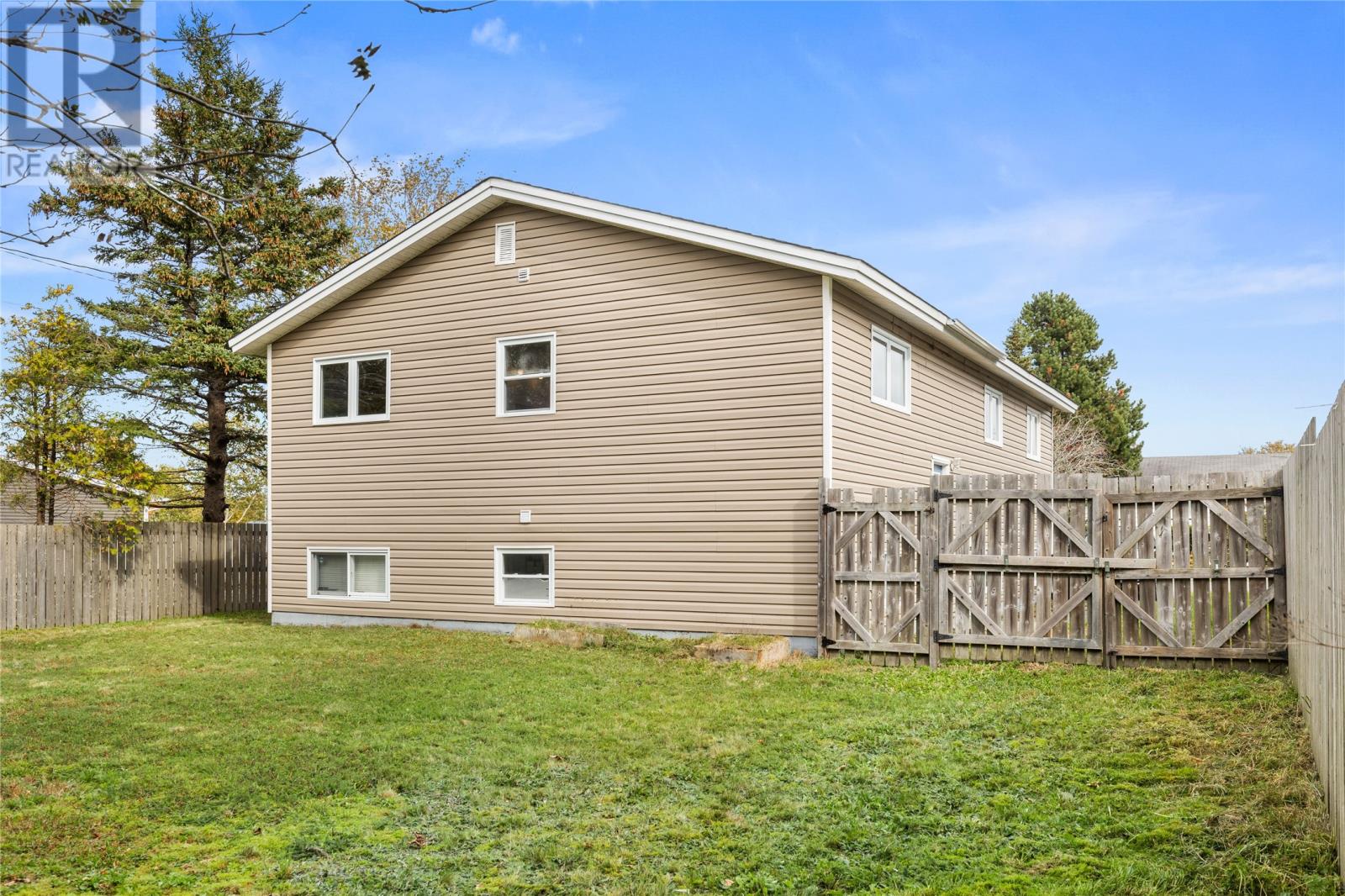 74 Fox Avenue Property Photo 28