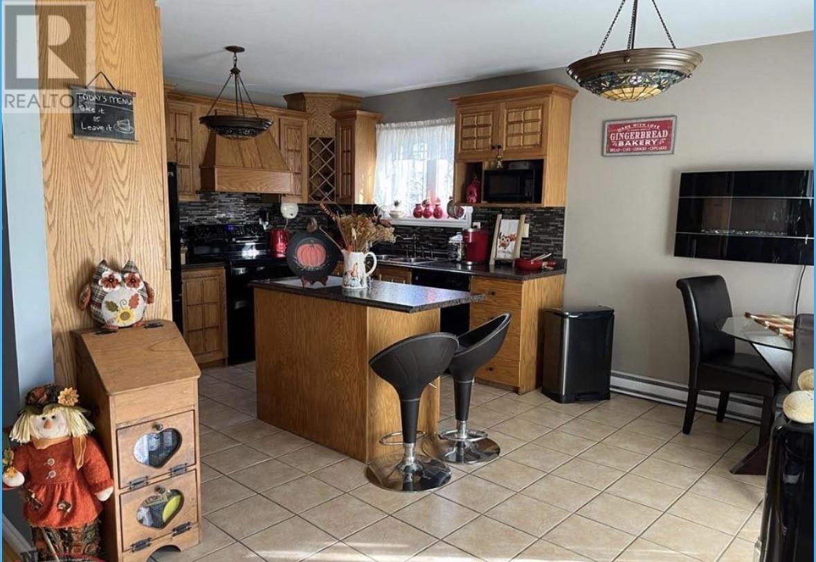 157 West Street Property Photo 4