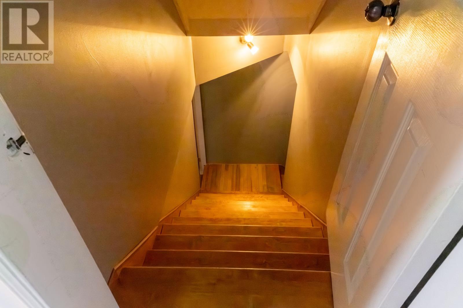 157 West Street Property Photo 19
