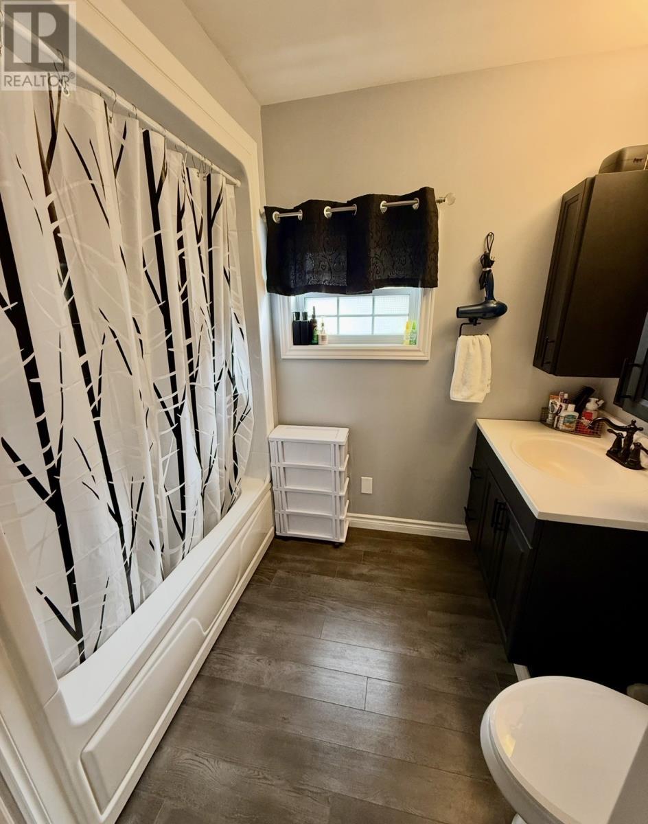 72 High Street Property Photo 24