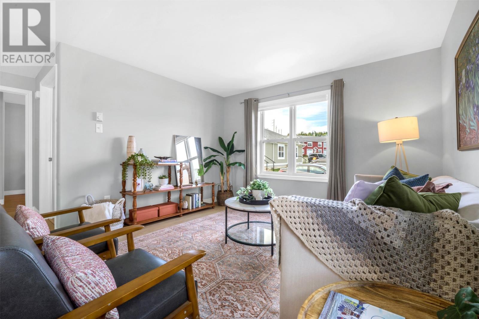 20 Spring Meadow Court Property Photo 8