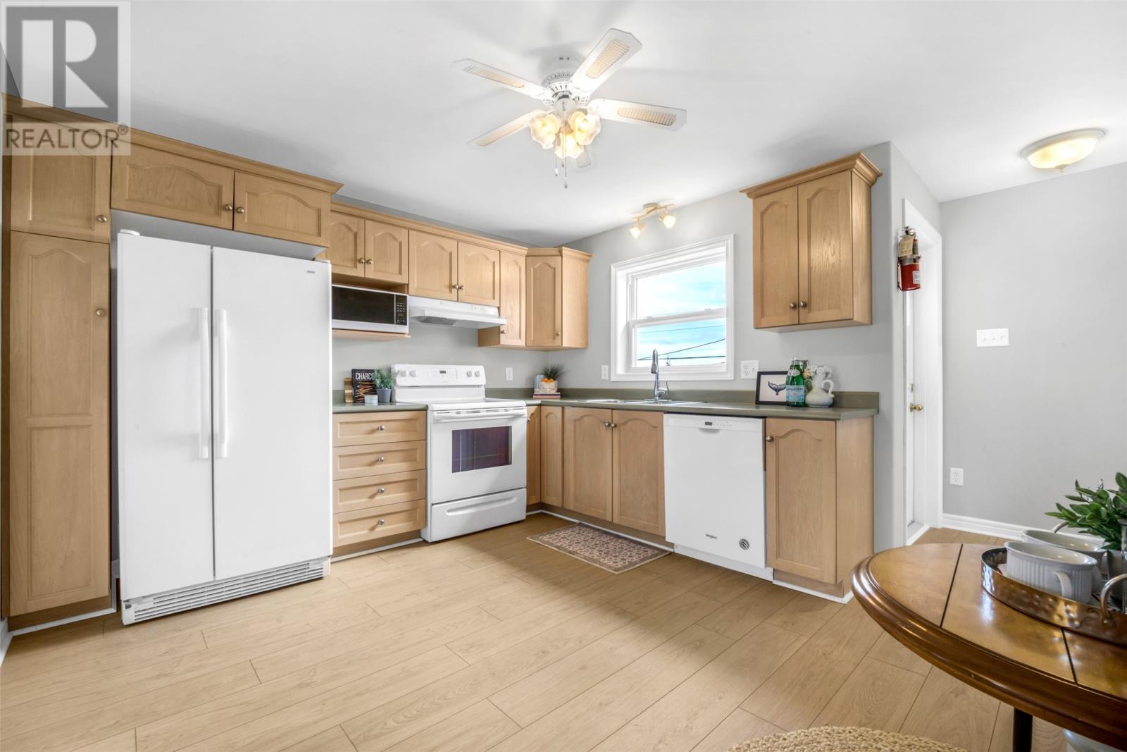 20 Spring Meadow Court Property Photo 16